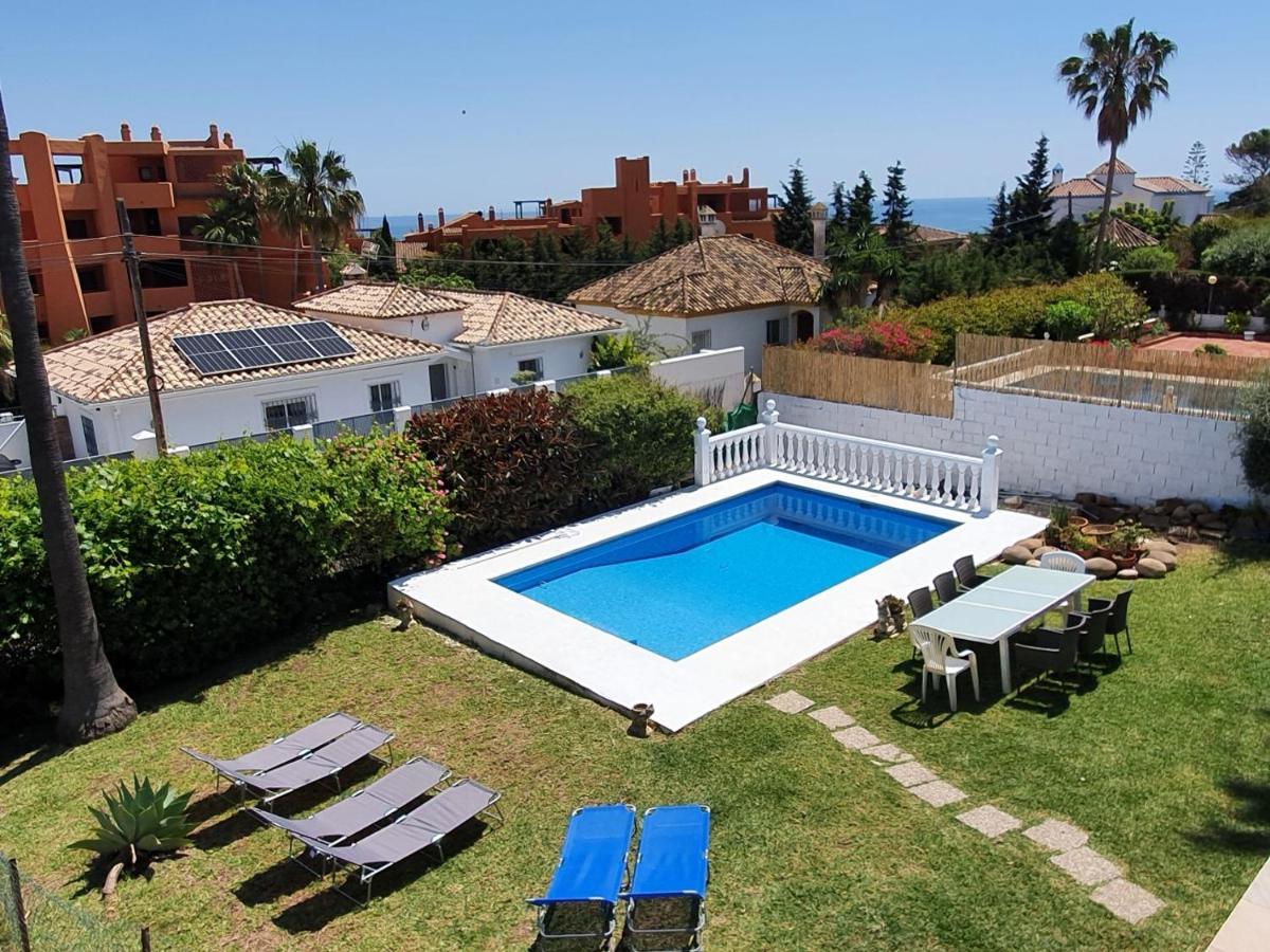 Stunning 5 Bedroom Villa, Sea Views, Private Pool, Estepona, Sleeps Up To 12 Exterior foto