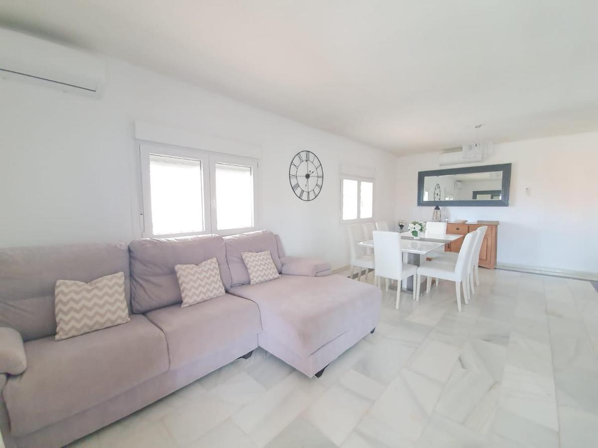 Stunning 5 Bedroom Villa, Sea Views, Private Pool, Estepona, Sleeps Up To 12 Exterior foto