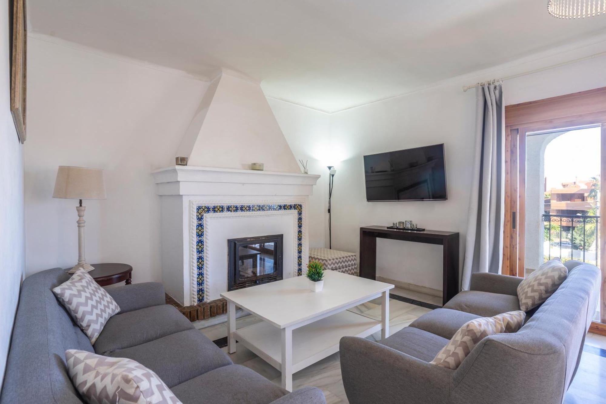 Beautiful 5 Bedroom Villa, Sea Views, Private Pool, Estepona Newly Refurbished Exterior foto